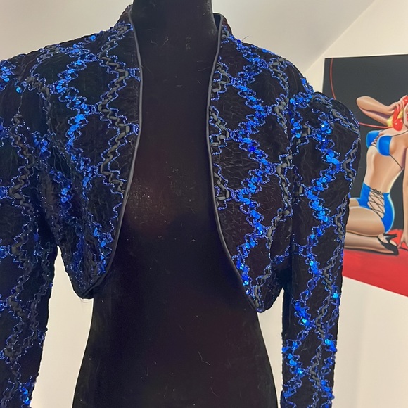 VINTAGE: Dress and crop jacket - Picture 5 of 5